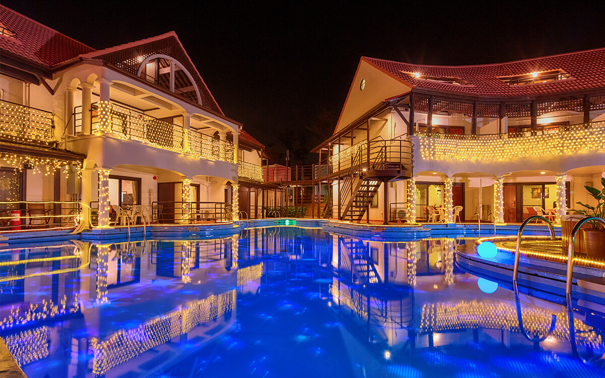 ガーデンプール